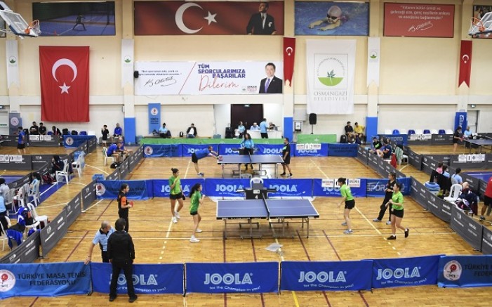 - Osmangazi Belediyesi masa tenisine ev sahipliği yaptı